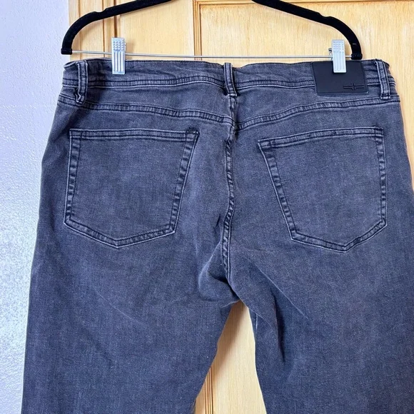 Liverpool Los Angeles Relaxed Straight Jean Size 36x30 Bowery Wash Gray Black - Picture 2 of 9